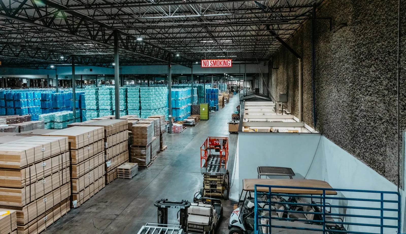 Logistics and 3PL Roofing in Lancaster, CA Logistics and 3PL Roofing in Lancaster, CA